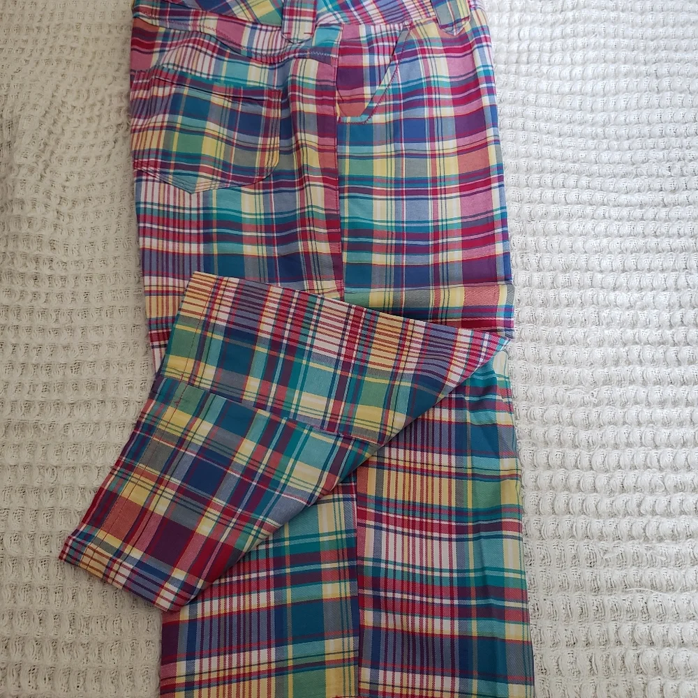 Capris - Picture 2 of 6